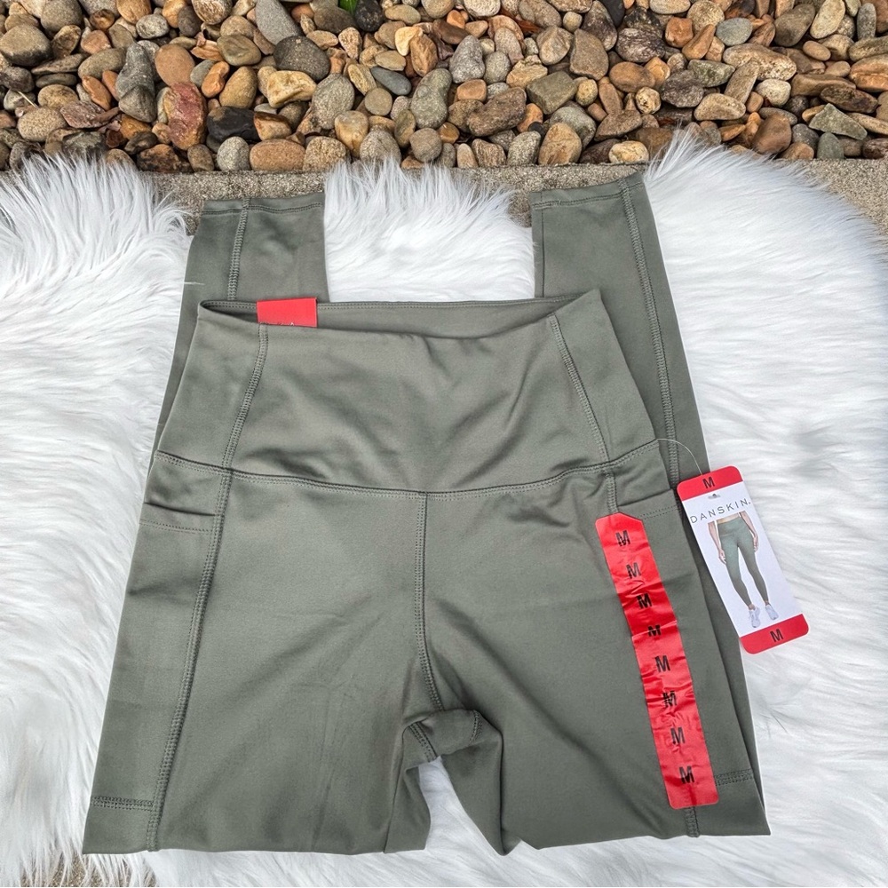 Danskin High Rise Set of Leggings Size Medium (Green & Mauve) NWT - Picture 2 of 9